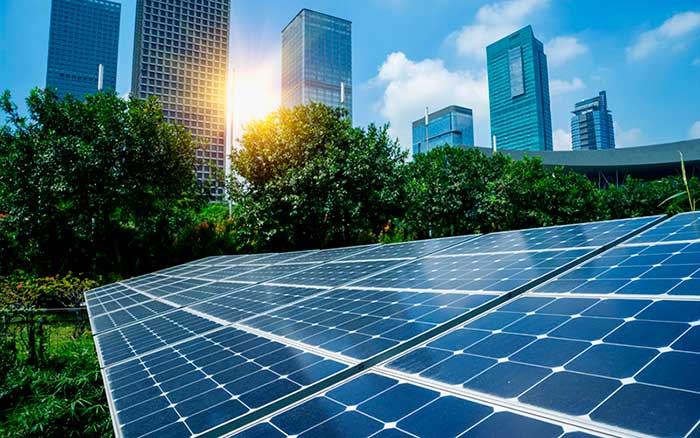Solar panels and city skyline from the iSolar Brokers archive